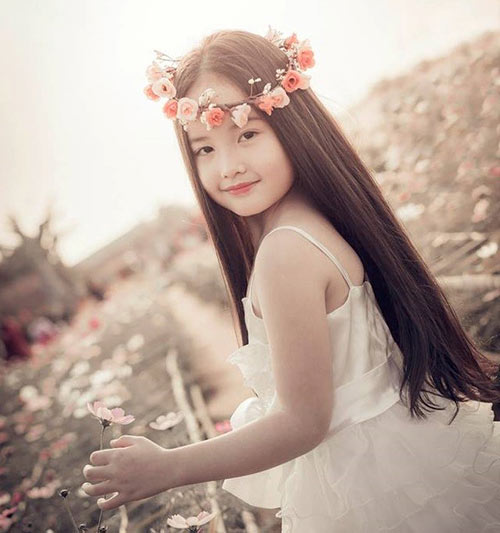Vẻ đẹp thật đáng yêu của cô bé Hà Nội 6 tuổi2.jpg