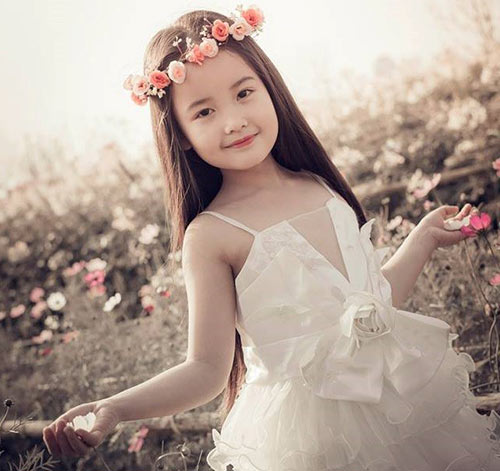 Vẻ đẹp thật đáng yêu của cô bé Hà Nội 6 tuổi6.jpg