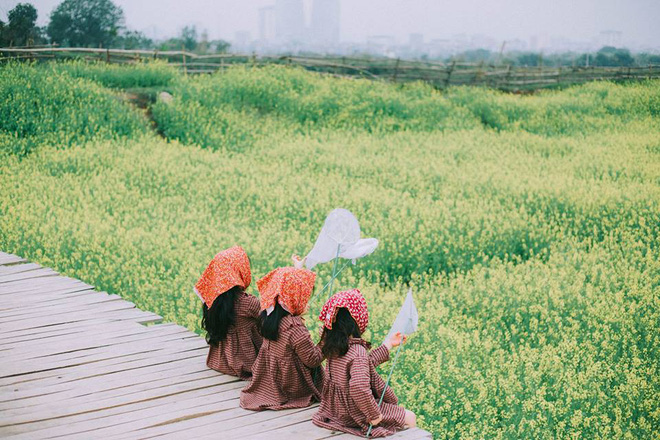 Bộ ba bạn thân Mầm - Mũm - Mon xuất hiện siêu yêu trong bộ ảnh chụp trên cánh đồng hoa cải - Ảnh 26.