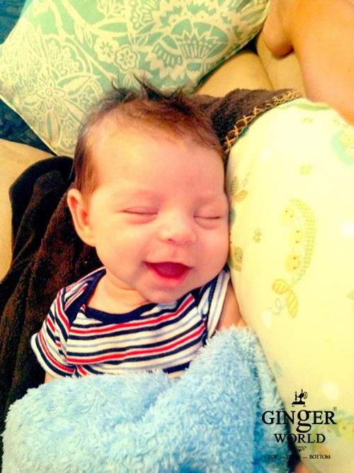 Đáng yêu bộ ảnh trẻ em ngủ với gương mặt tràn đầy hạnh phúc 5