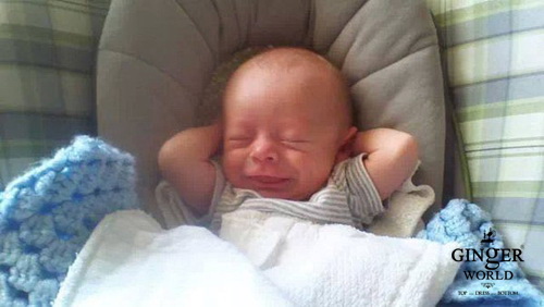 Đáng yêu bộ ảnh trẻ em ngủ với gương mặt tràn đầy hạnh phúc 9